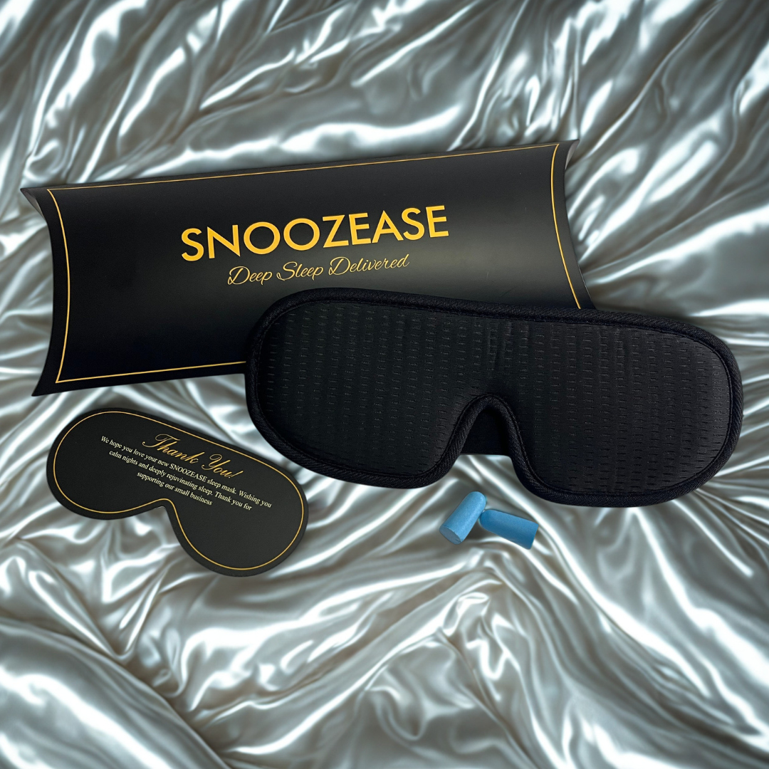 Plush Fit Blackout Eye Shade, Black