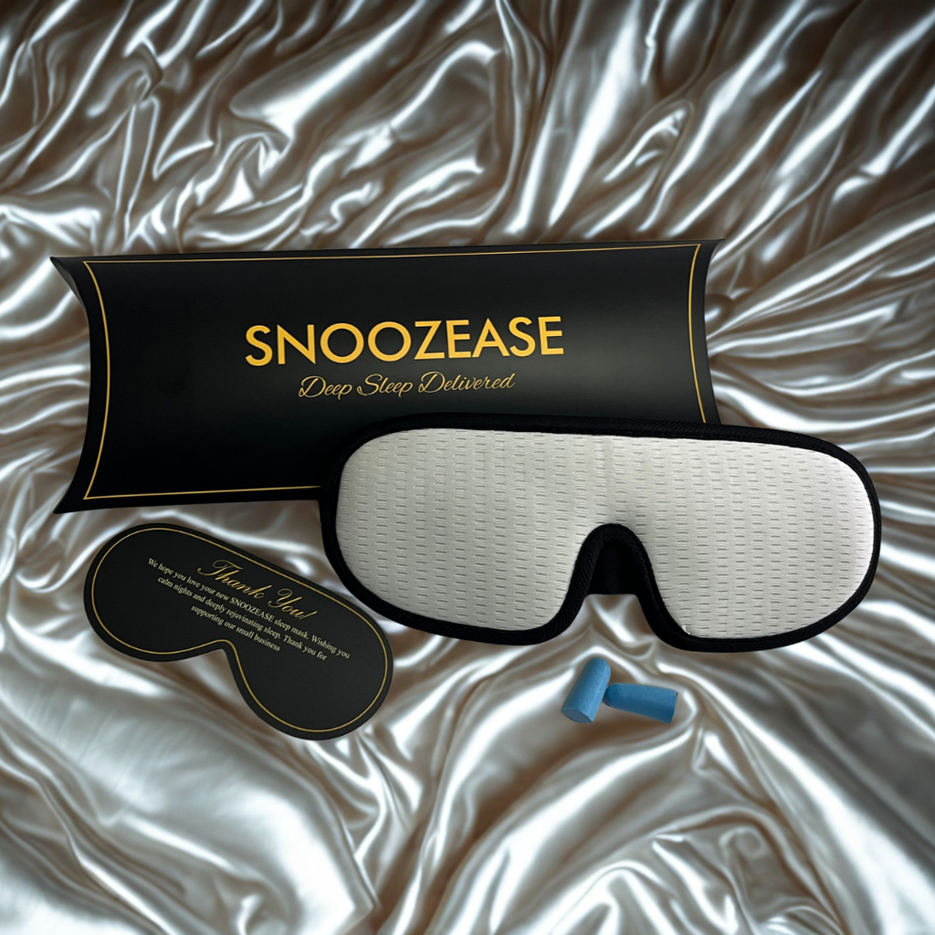 Plush Fit Blackout Eye Shade, White